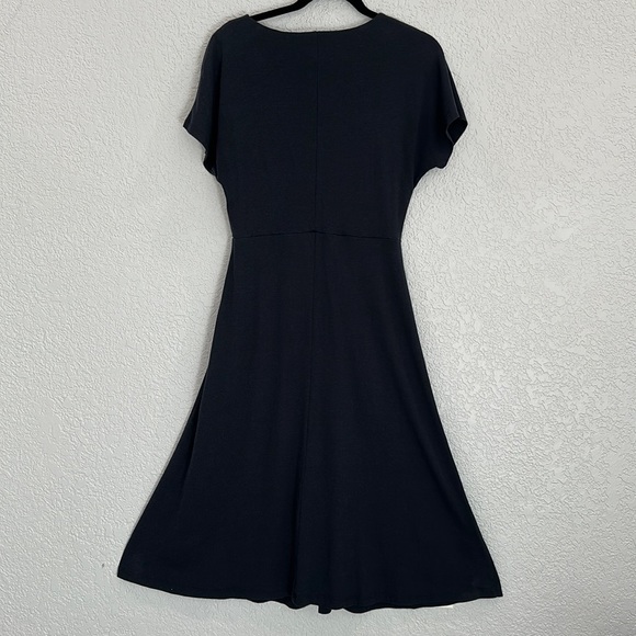 Navy Blue Tahari Keyhole Neck A-line Midi Dress, size S - Picture 2 of 7